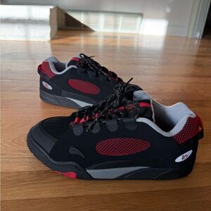 ES Muska reissue - blk/red